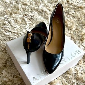 Liz Zipper Heel from Ann Taylor EUC